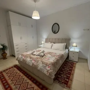Meg's Appartement Gjirokastër