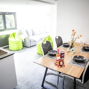 Bienvenue Dans Le Chartreuse 2 A 6 Couchages Appartement Cholonge